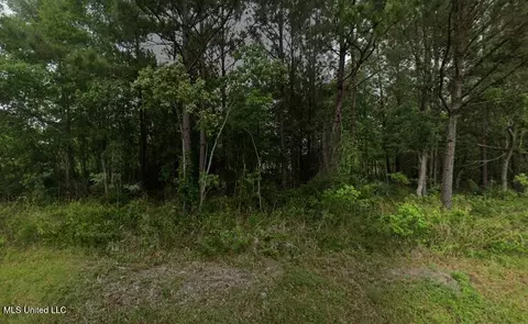 01 Fourteenth St, Bay Saint Louis, MS 39520