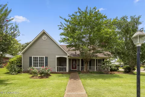800 Strawberry Pointe, Madison, MS 39110