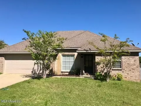 114 Silver Ridge Ln, Pearl, MS 39208