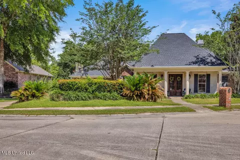 769 Mclane Ln, Biloxi, MS 39532