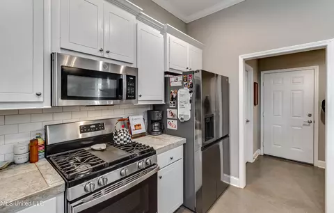 Other - 914 Filmore Dr, Brandon, MS 39042 photo 3 of 13