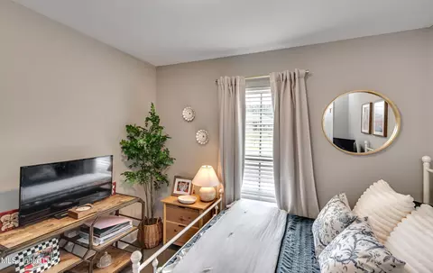 Bedroom - 914 Filmore Dr, Brandon, MS 39042 photo 1 of 9