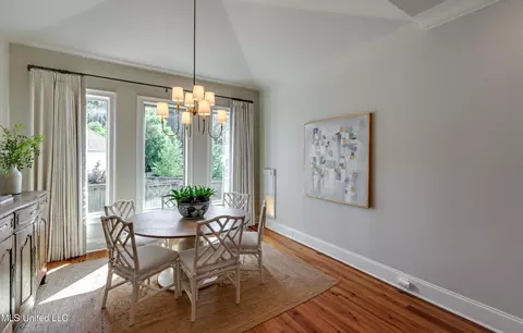 Dining - 105 Longleaf Ln, Madison, MS 39110 photo 6 of 6