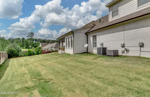 Exterior - 105 Longleaf Ln, Madison, MS 39110 photo 10 of 13