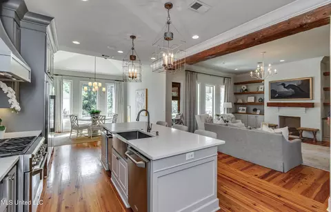 Kitchen - 105 Longleaf Ln, Madison, MS 39110 photo 4 of 7