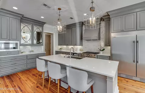 Kitchen - 105 Longleaf Ln, Madison, MS 39110 photo 3 of 7