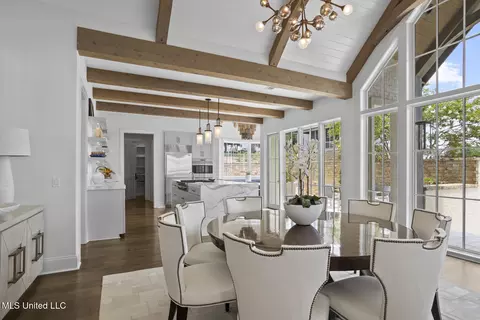 Dining - 150 Old Trace Rd, Madison, MS 39110 photo 2 of 5