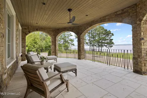 Exterior - 150 Old Trace Rd, Madison, MS 39110 photo 11 of 13