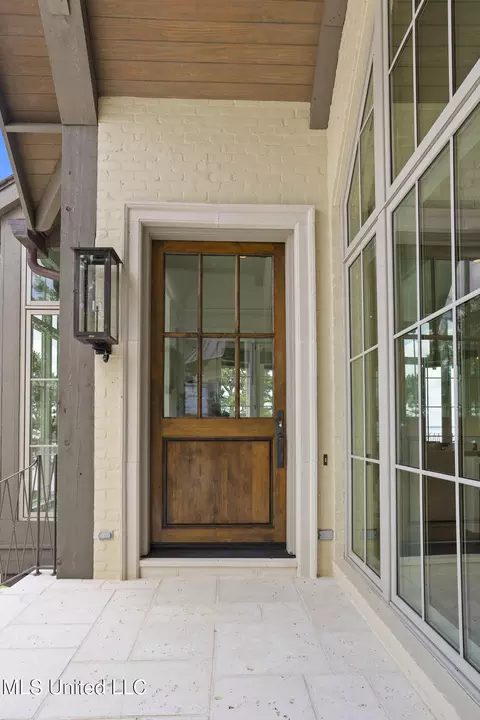Exterior - 150 Old Trace Rd, Madison, MS 39110 photo 4 of 13