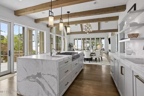 Kitchen - 150 Old Trace Rd, Madison, MS 39110 photo 3 of 6