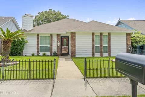 174 Briarfield Ave, Biloxi, MS 39531