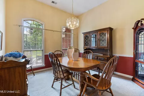 Dining - 1283 Caleb Ln, Coldwater, MS 38618 photo 1 of 2