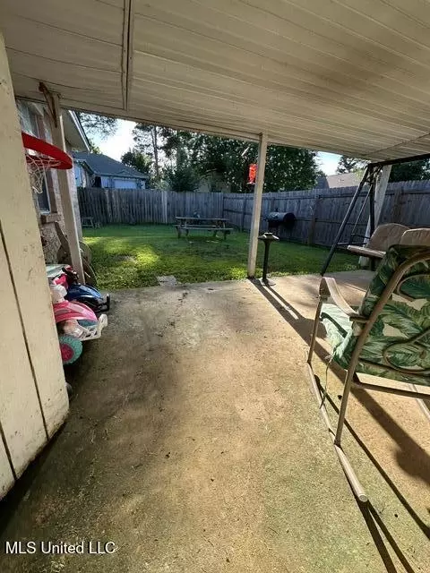 Exterior - 133 Windchase, Brandon, MS 39042 photo 5 of 5