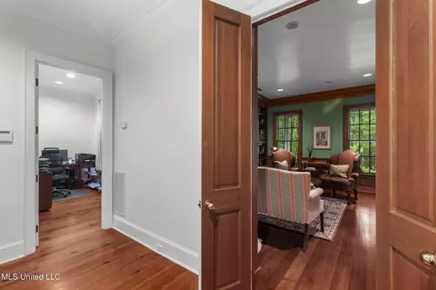 Entry Way - 169 Pine Hill Dr, Brandon, MS 39047 photo 7 of 16