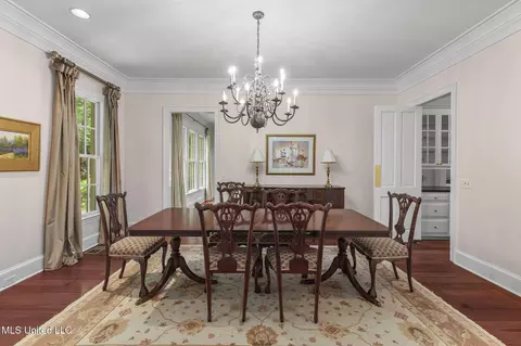 Dining - 169 Pine Hill Dr, Brandon, MS 39047 photo 1 of 4