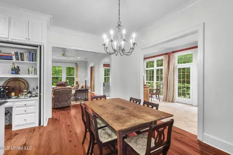 Dining - 169 Pine Hill Dr, Brandon, MS 39047 photo 4 of 4