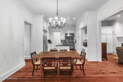 Dining - 169 Pine Hill Dr, Brandon, MS 39047 photo 3 of 4