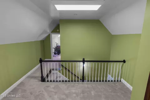 Entry Way - 169 Pine Hill Dr, Brandon, MS 39047 photo 15 of 16