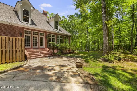 Exterior - 169 Pine Hill Dr, Brandon, MS 39047 photo 21 of 26