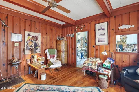 Living - 1032 Meadowbrook Rd, Jackson, MS 39206 photo 5 of 5