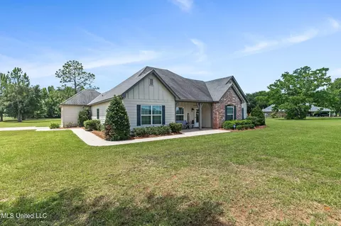 Exterior - 1223 Weeks Rd, Lucedale, MS 39452 photo 4 of 14
