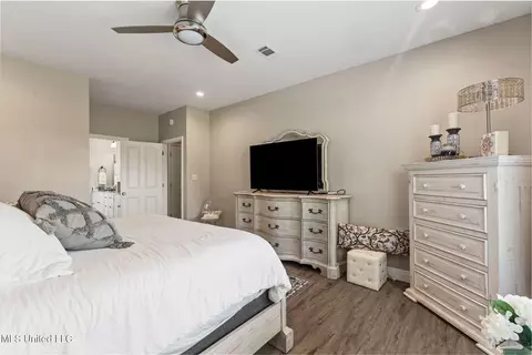 Bedroom - 1223 Weeks Rd, Lucedale, MS 39452 photo 3 of 5