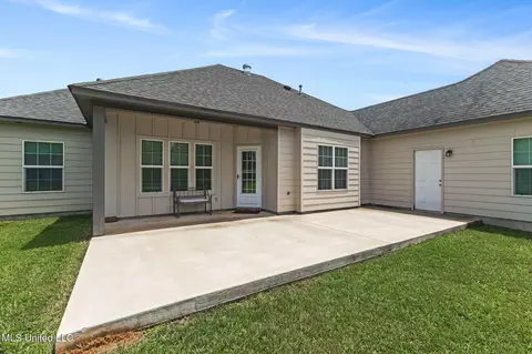 Exterior - 1223 Weeks Rd, Lucedale, MS 39452 photo 7 of 14