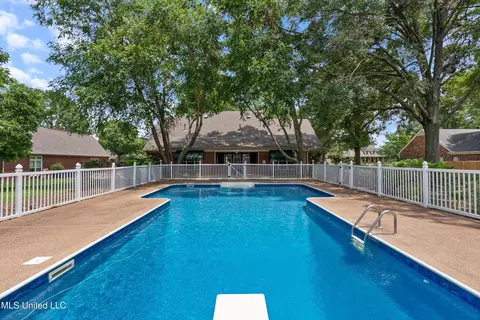 1885 Tara Dr, Hernando, MS 38632 photo 3
