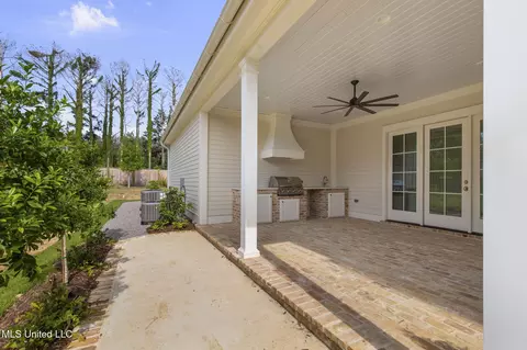 Exterior - 110 Commonwealth Dr, Madison, MS 39110 photo 11 of 15