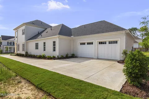 Exterior - 110 Commonwealth Dr, Madison, MS 39110 photo 14 of 15