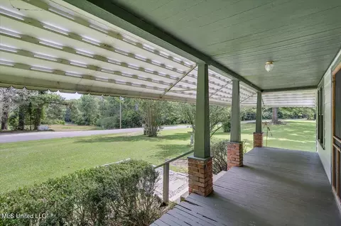 Exterior - 873 Smith Co Rd 142, Morton, MS 39117 photo 3 of 11