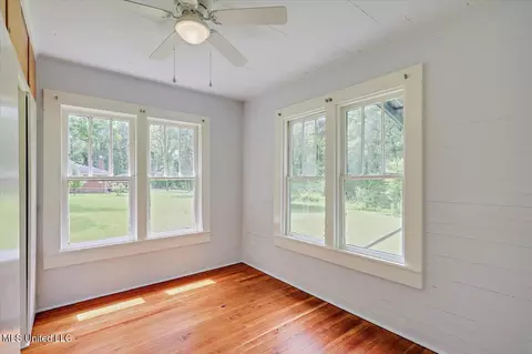 Bedroom - 873 Smith Co Rd 142, Morton, MS 39117 photo 3 of 6