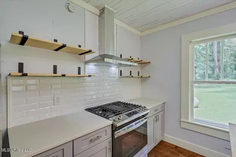 Kitchen - 873 Smith Co Rd 142, Morton, MS 39117 photo 4 of 6
