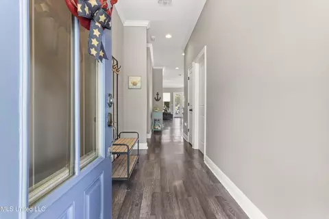 Entry Way - 121 E Fourth St, Long Beach, MS 39560 photo 1 of 2