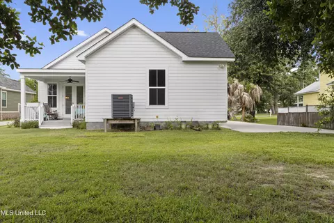 Exterior - 121 E Fourth St, Long Beach, MS 39560 photo 8 of 12