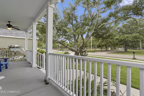 Exterior - 121 E Fourth St, Long Beach, MS 39560 photo 2 of 12