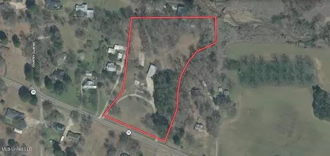 29757 Hwy 32, Charleston, MS 38921
