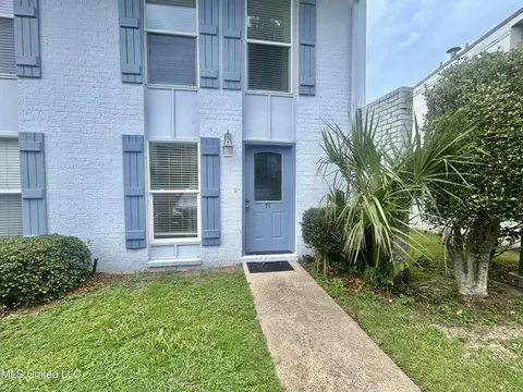 3230 Cumberland Rd #71, Ocean Springs, MS 39564