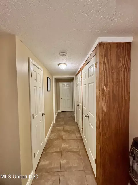 Entry Way - 1104 Highway 513, Enterprise, MS 39330 photo 1 of 2