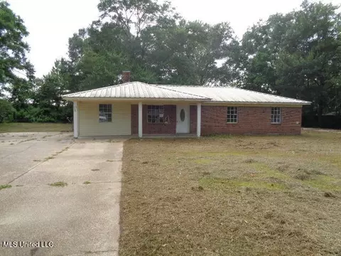 6301 Pioneer Trl, Moss Point, MS 39562