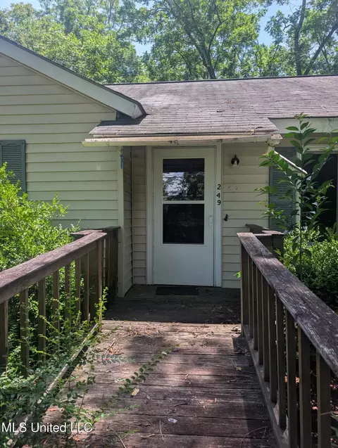 249 Woody Dr, Jackson, MS 39212 photo 3
