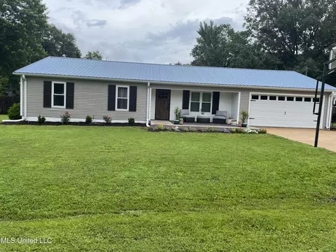 137 Phil Ln, Sardis, MS 38666