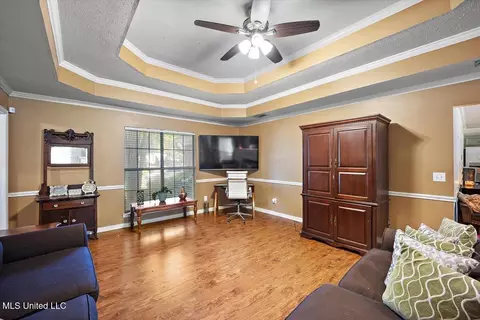 505 Golden Eagle Dr, Byram, MS 39272 photo 6