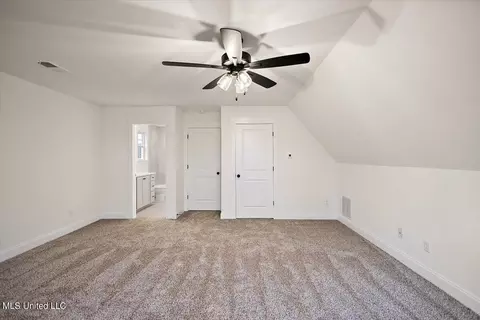 Bedroom - 626 Wells Dr, Hernando, MS 38632 photo 3 of 4