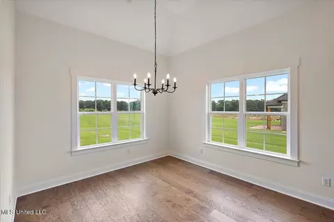 Dining - 626 Wells Dr, Hernando, MS 38632 photo 1 of 1