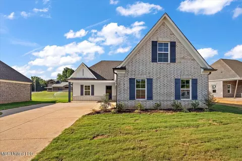 2156 Julianna Dr, Southaven, MS 38672