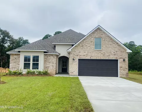 13440 Swan Ridge Cir, Gulfport, MS 39503