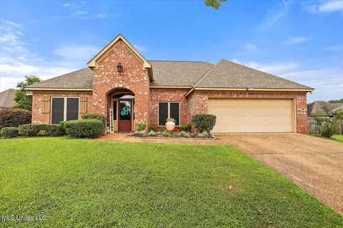 107 Rockbridge Cir, Clinton, MS 39056