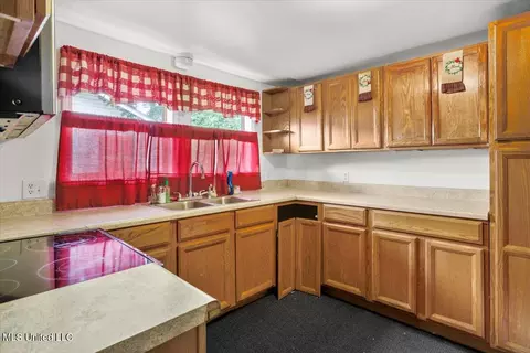 Kitchen - 415 Dacey St, Biloxi, MS 39530 photo 1 of 2