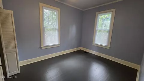 Bedroom - 908 Madison St, Jackson, MS 39202 photo 1 of 9